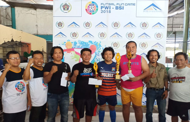 Para pemenang Futsal Fun Game PWI-BSI 2018