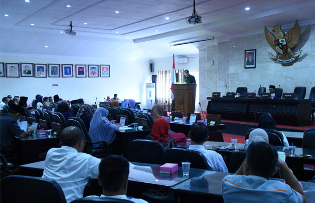 Sidang paripurna DPRD Kota Kediri dalam agenda dengar pendapat fraksi-fraksi menanggapi rancangan DPRD Kota Kediri tahun 2019. (Foto: Ist)