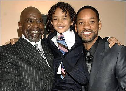 Chris Gardner (kiri) bersama aktor Will Smith yang berperan sebagai dirinya dalam film yang diangkat dari kisah nyata (Ist)