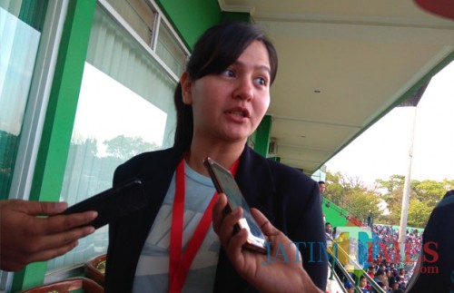 Sekjen PSSI, Ratu Tisha (Hendra Saputra)