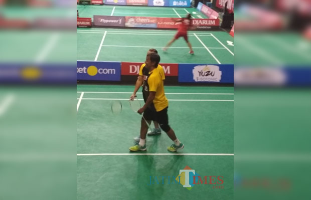 Bambang saat berpasangan dengan Masita