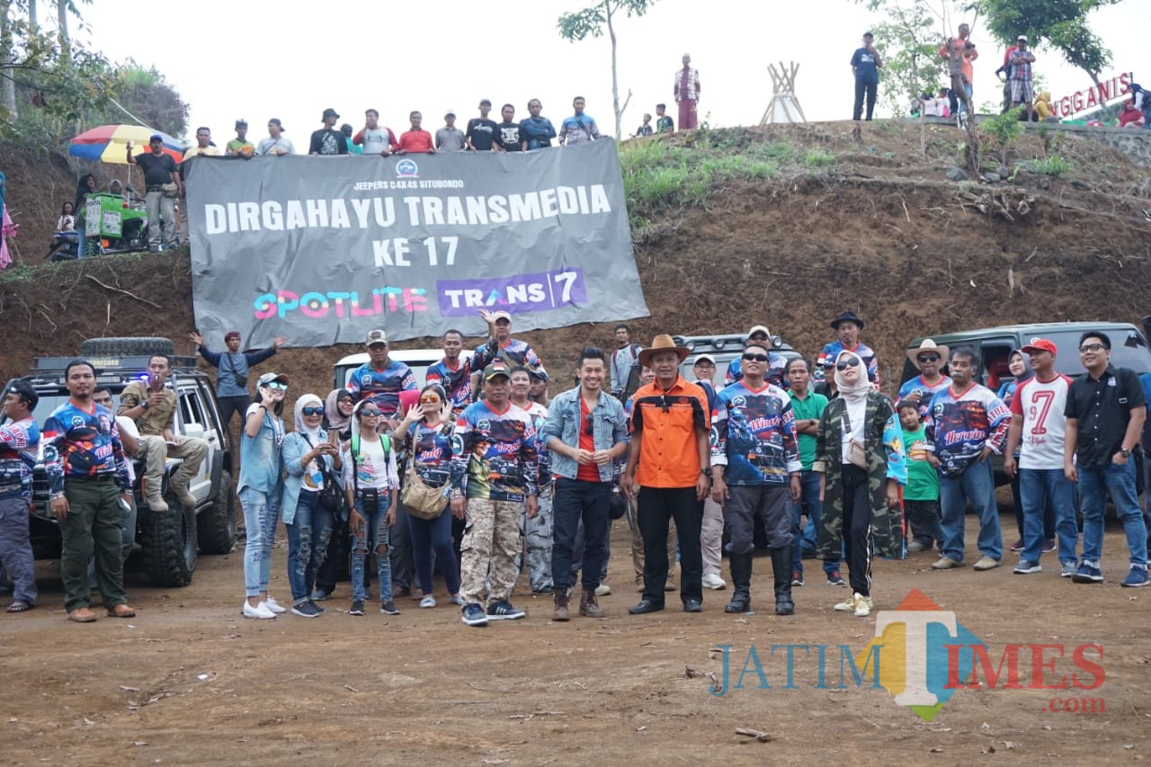 Komunitas Jeepers Situbondo saat berkunjung di Wisata Puncak Rengganis (Foto: Heru Hartanto / SitubondoTIMES)