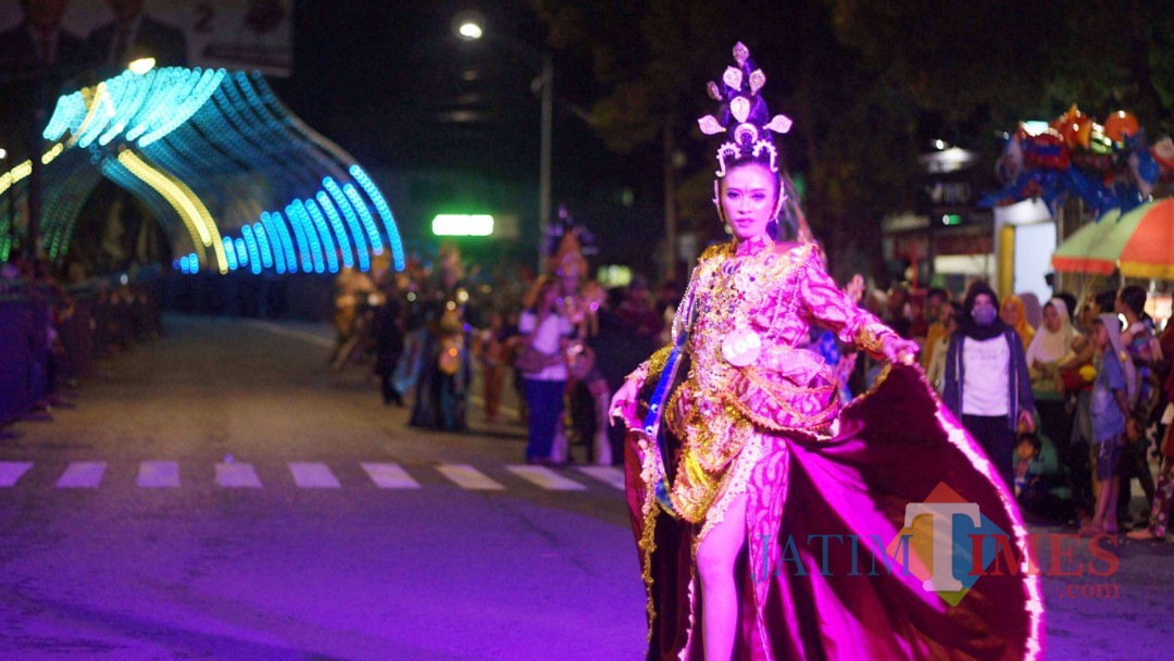 Peserta Batik Lumajang On The Street 2018. (Foto: Pawitra/JatimTIMES)