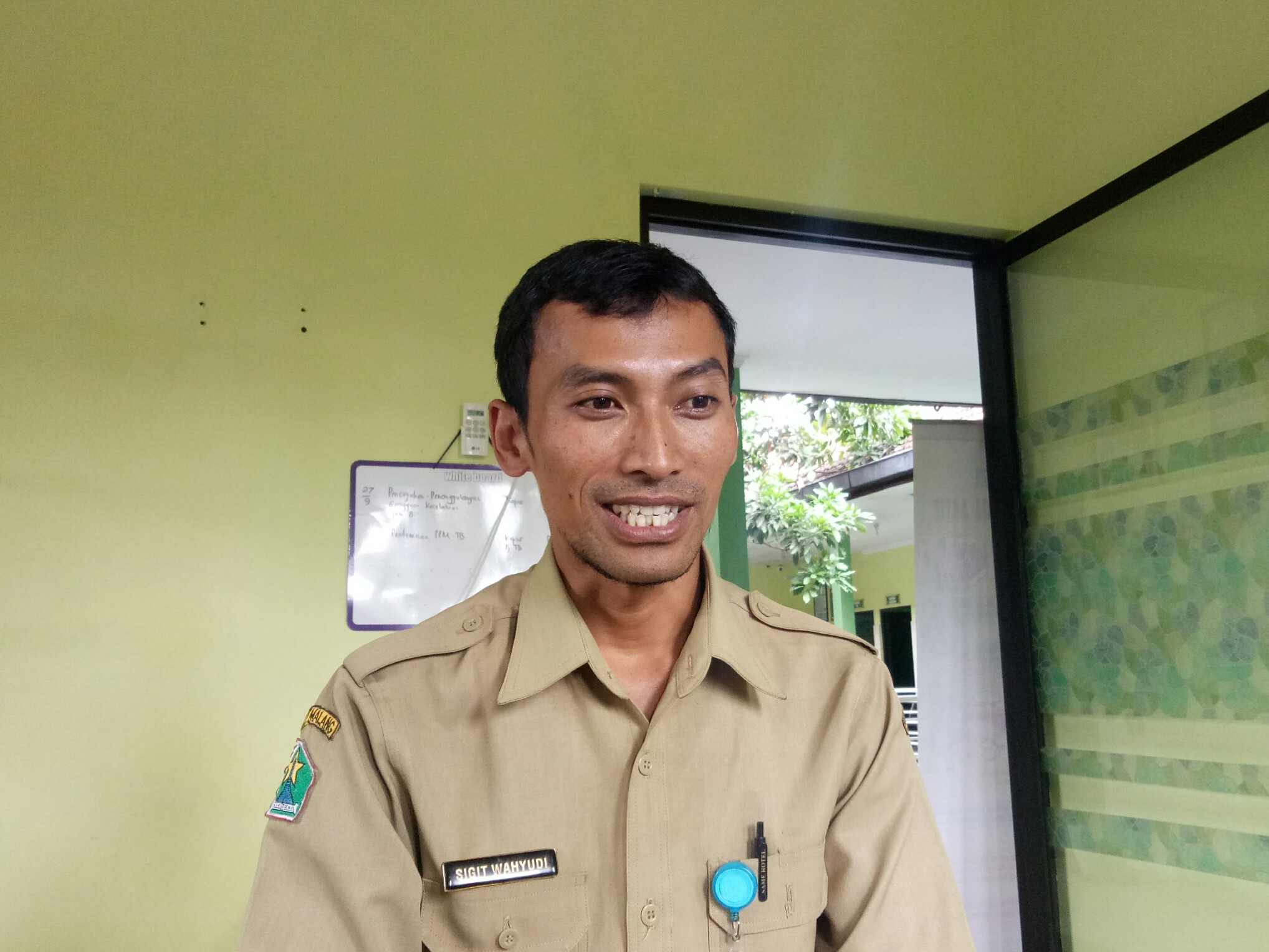 Senitarian Puskesmas Mulyorejo Sigit wahyudi, A.M.K.L. peraih juara dua tingkat provinsi untuk kategori Kesling 2018