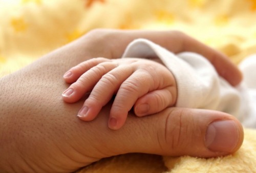 Ilustrasi ibu dan bayi (foto istimewa)
