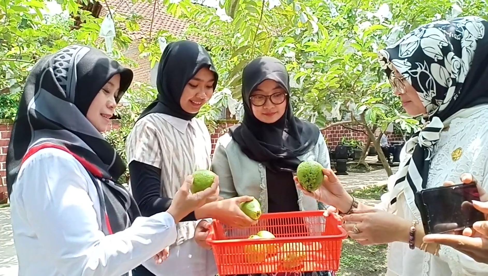 Aktivitas di Kampung Jambu Karangsono.(Ist)