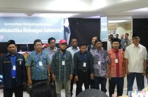 Para perwakilan serikat pekerja yang melakukan deklarasi pemilu damai (Anggara Sudiongko/MalangTIMES)