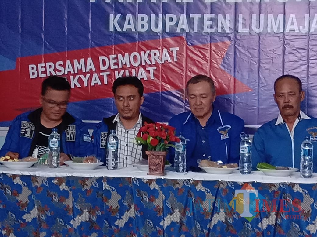 Salah satu acara Grebeg Ranting yang selalu dihadiri oleh Pengurus DPC Partai Demokrat Lumajang (Foto : Moch. R. Abdul Fatah / Jatim TIMES)