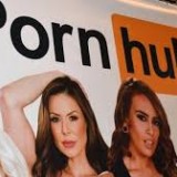 Jinsiy aloqa paytida galati ovoz chiqaradi Lisbiyalik egizaklarning jinsiy aloqasi