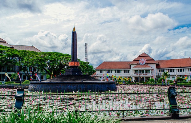 Monumen Tugu (Yukpiknik.com)