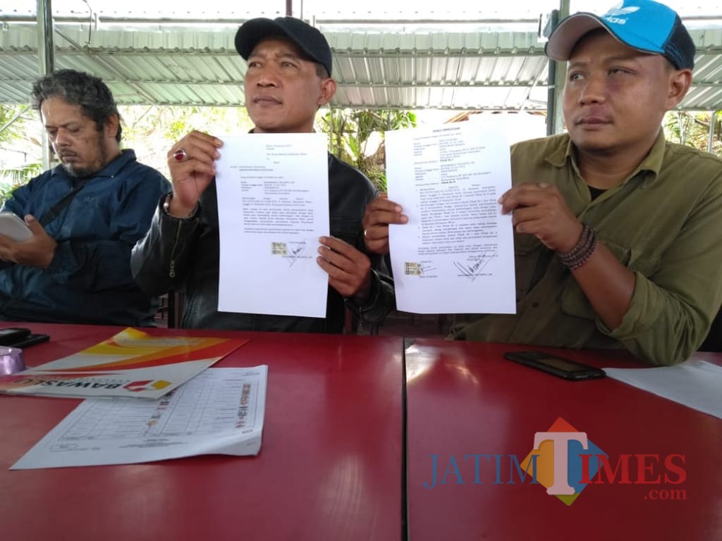 M.Trijanto dan Andi Yuwono saat gelar jumpa pers.(Foto : Team BlitarTIMES)