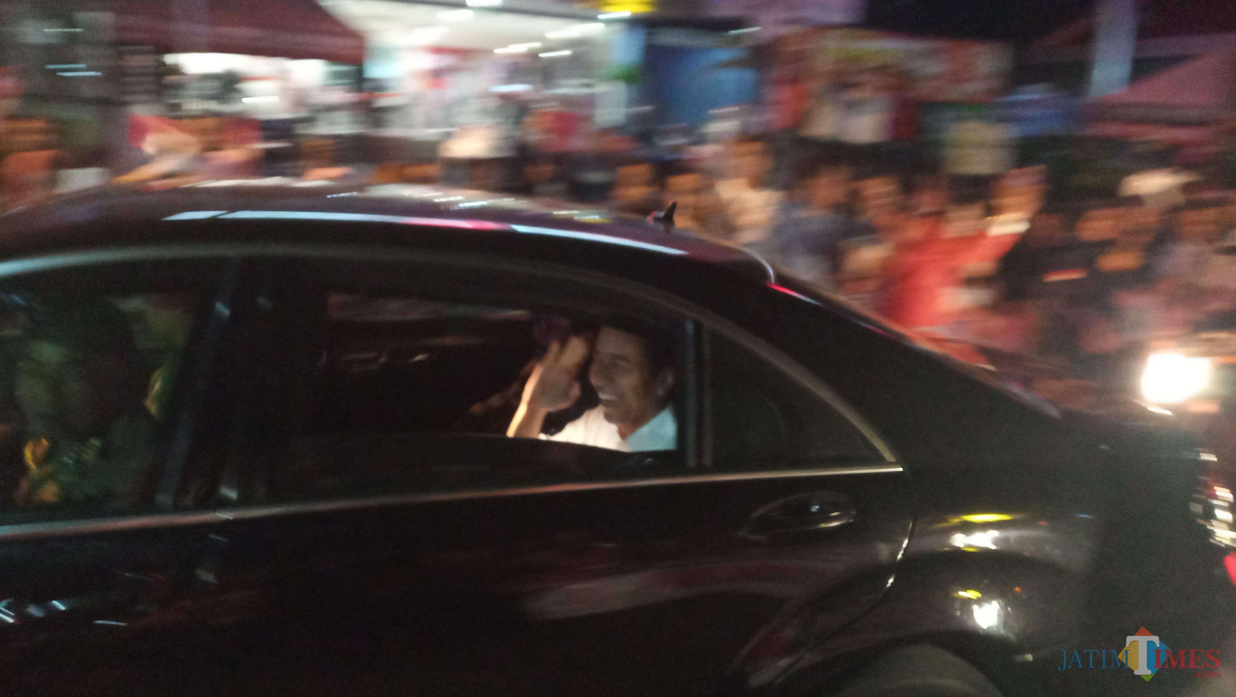 Jokowi saat tiba di Tulungagung (foto :Joko Pramono/Jatimtimes)