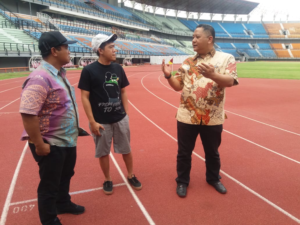 Wakil Wali Kota Surabaya Wisnu Sakti Buana saat mengunjungi Stadion Gelora Bung
Tomo.
