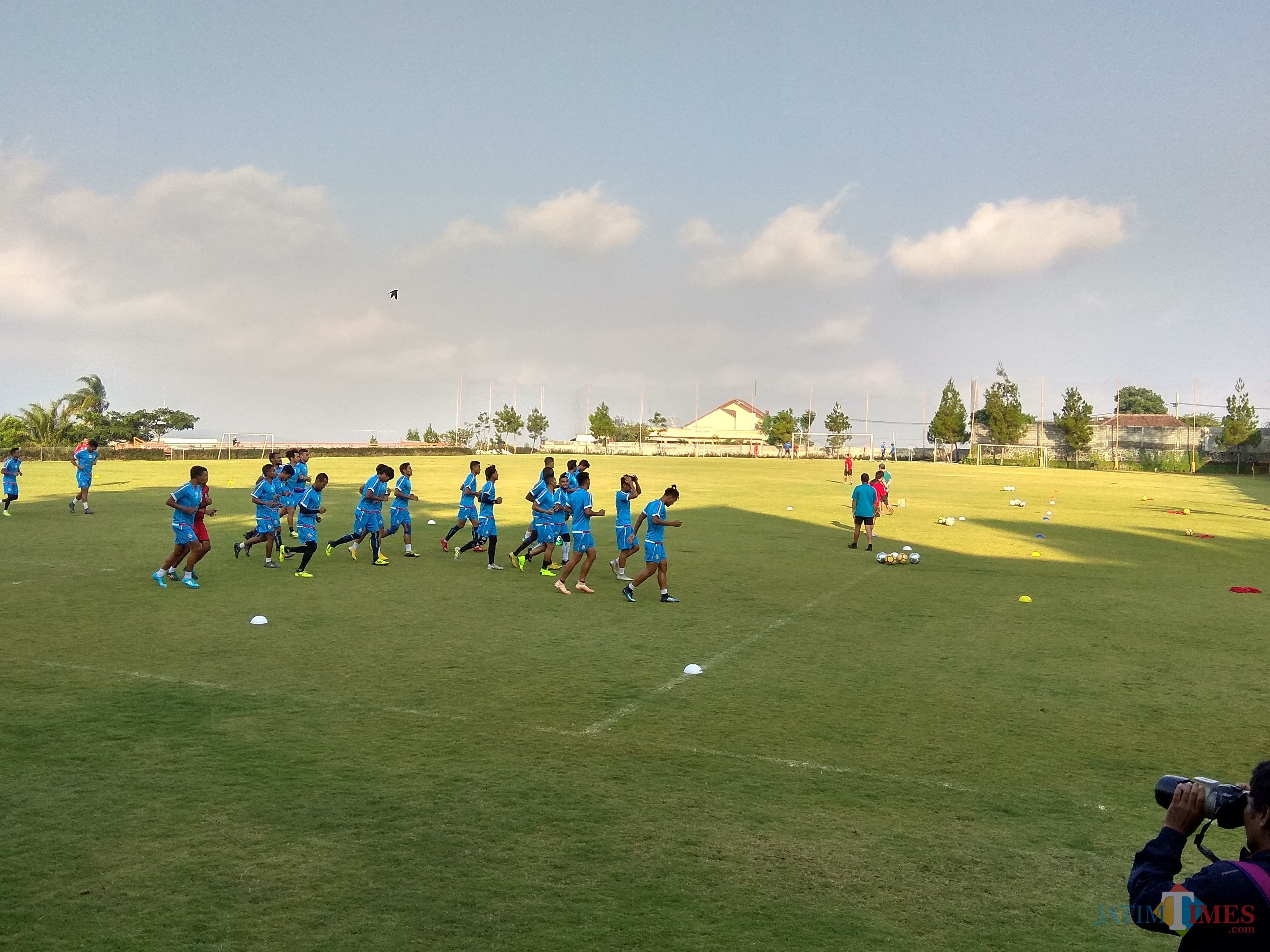 Tim Arema FC ketika latihan pada musim 2018 lalu. (Hendra Saputra)