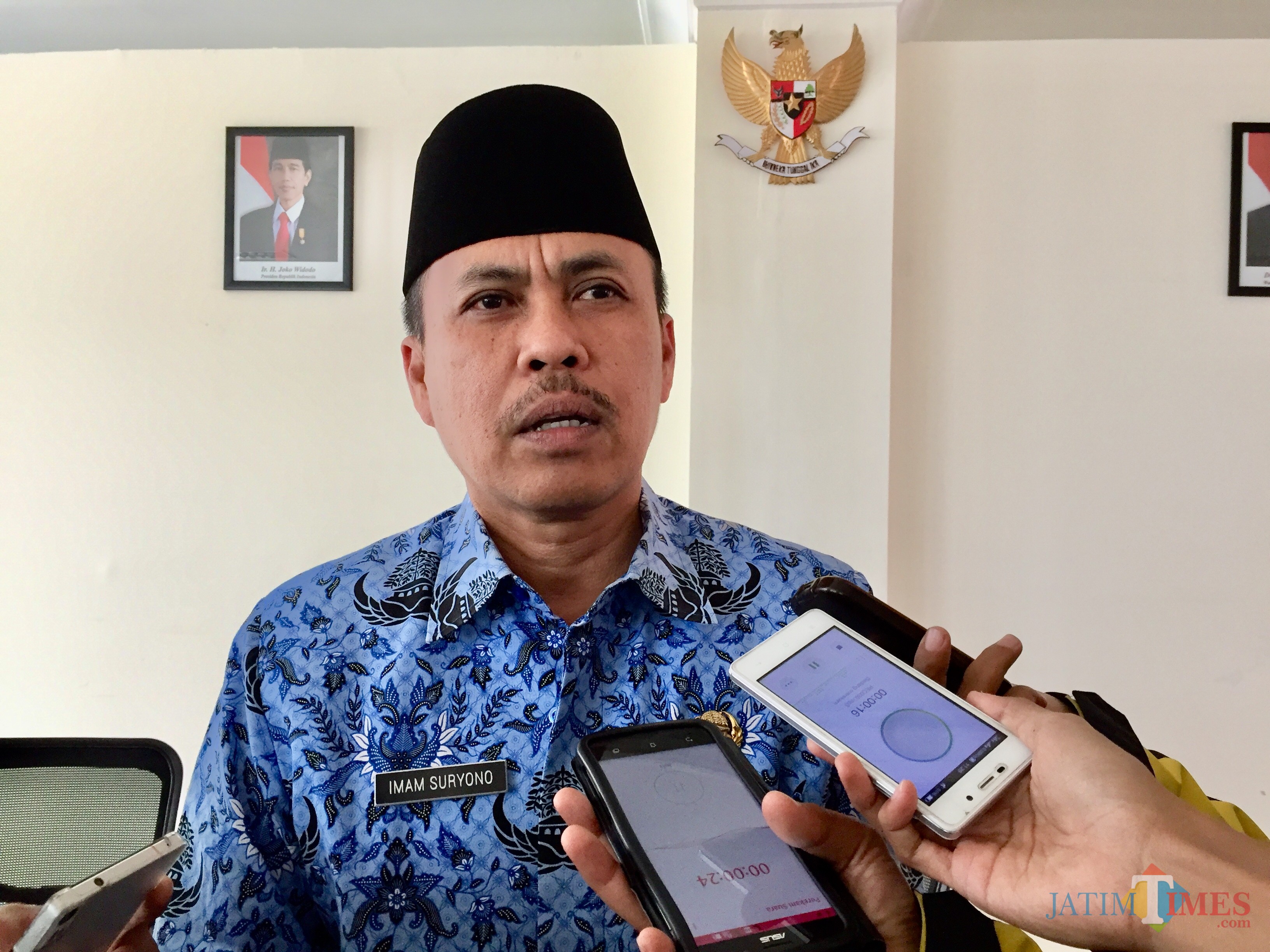 Plt Kepala Dinas Pariwisata Kota Batu Imam Suryono. (Foto: Irsya Richa/MalangTIMES)