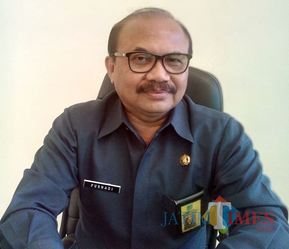 Purnadi Kepala Bapenda Kabupaten Malang menyampaikan torehan pendapatan sektor pajak 2018 (Nana)