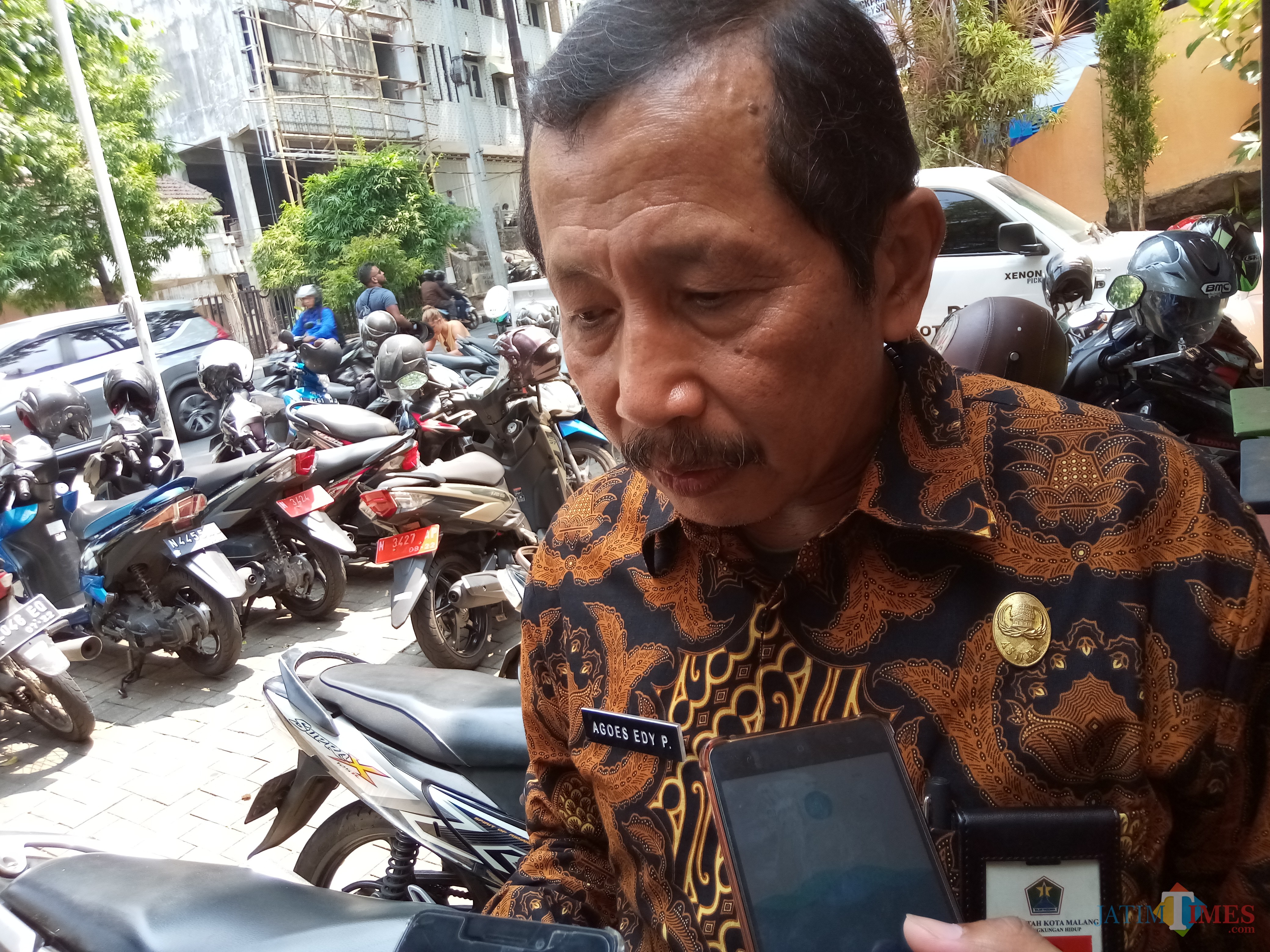 Kepala DLH Kota Malang Agoes Edy Poetranto (Anggara Sudiongko/MalangTIMES)