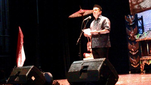Fahri Hamzah dan puisi (Ist)