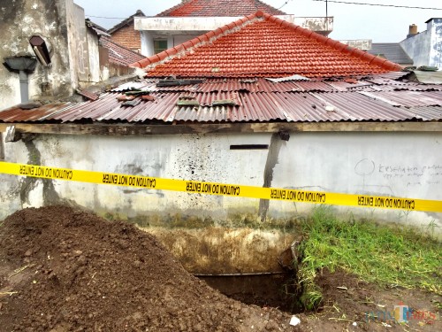 Kondisi rumah Kasdi warga Jalan M. Sahar RT 03 RW 03 Kelurahan Sisir, Kecamatan Batu, Kota Batu, Kamis (17/1/2019). (Foto: Irsya Richa/MalangTIMES)