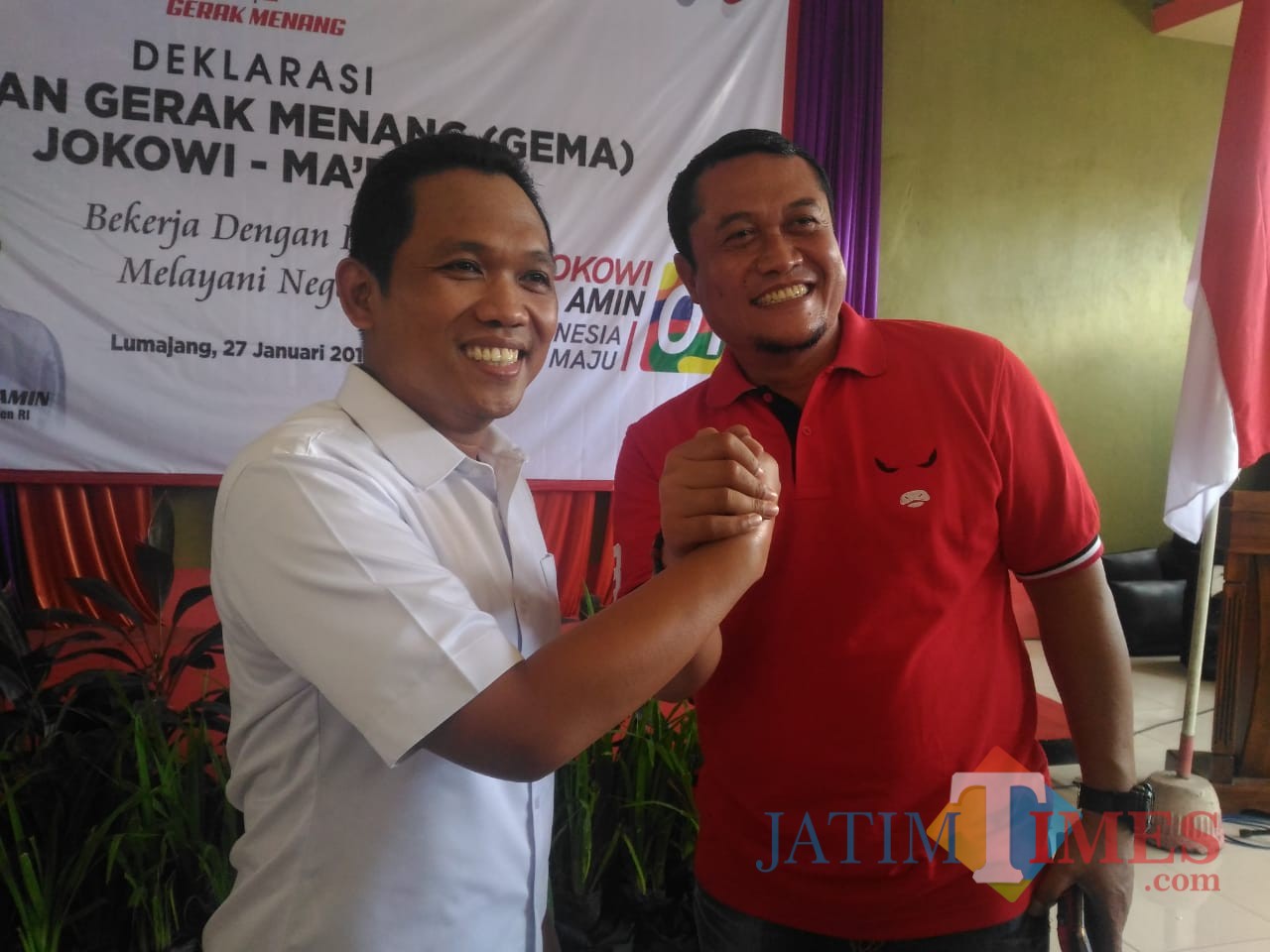 Bupati Lumajang H. Thoriqul Haq dan Ketua DPRD Lumajang H. Agus Wicaksono (Foto : Moch. R. Abdul Fatah / Jatim TIMES)