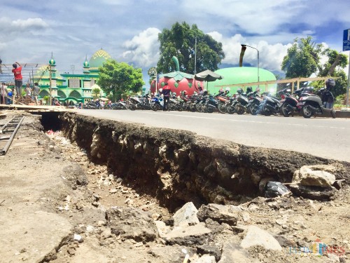 Gorong-gorong baru yang sudah dilakukan pengerjaannya di Alun-Alun Kota Batu. (Foto: Irsya Richa/MalangTIMES)