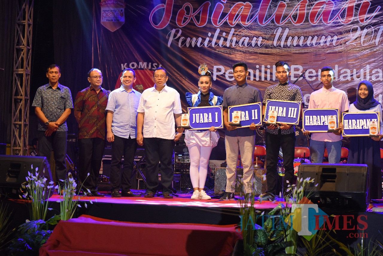 Suasana sosialisasi dan deklarasi Pemilu 2019 damai di Situbondo. (Sony Haryono / Situbondo TIMES)