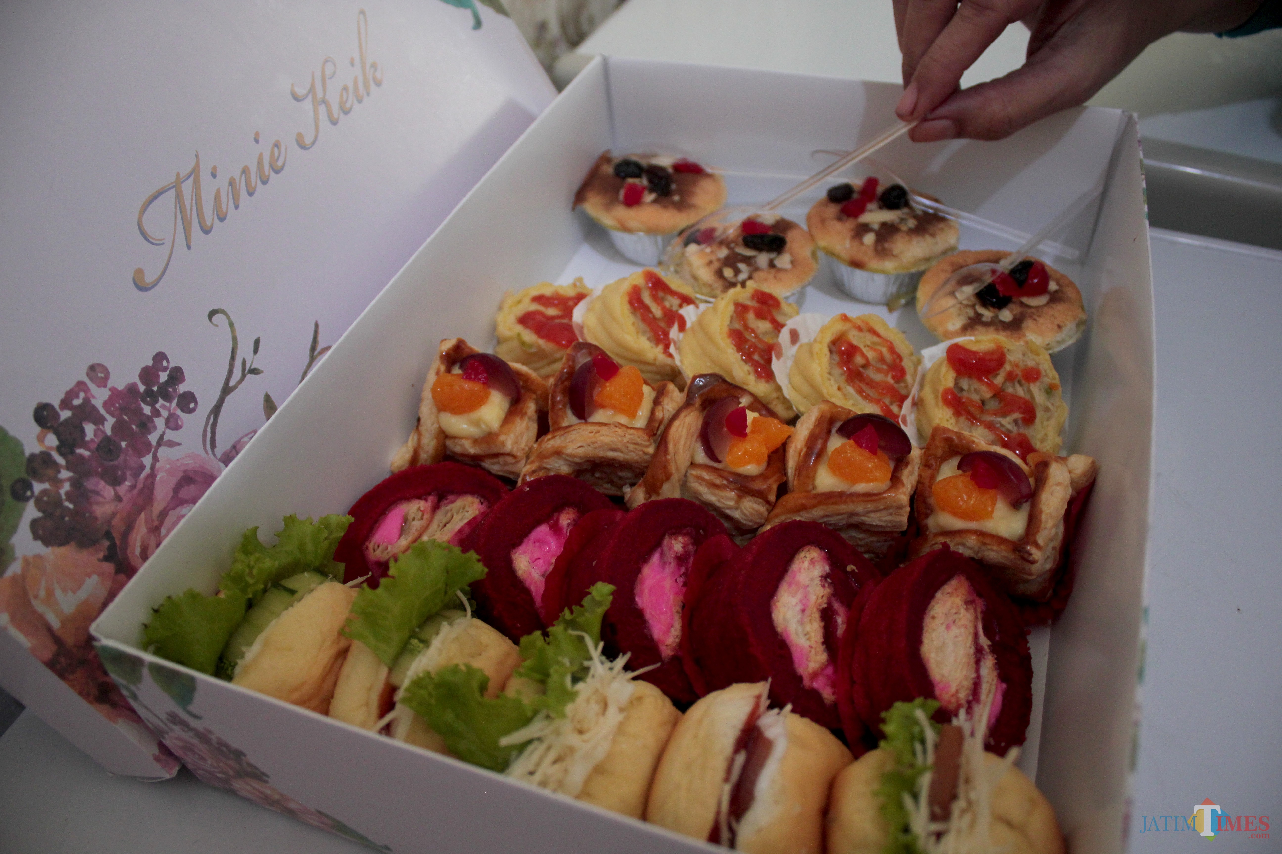 salah satu paket box Happy cake