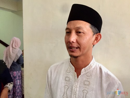 Ketua Bawaslu Kota Batu Abdur Rochman. (Foto: Irsya Richa/MalangTIMES)