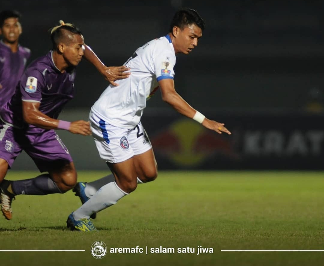 Pemain Arema FC ketika menghadapi Persita Tangerang Minggu (3/2/2019). (official Arema FC)