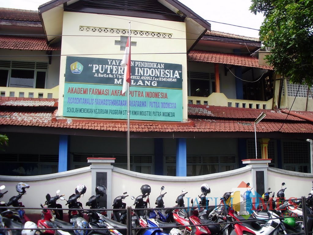 Yayasan Putera Indonesia Malang yang dipersoalkan Yayasan Putera Indonesia. (mapio.net)