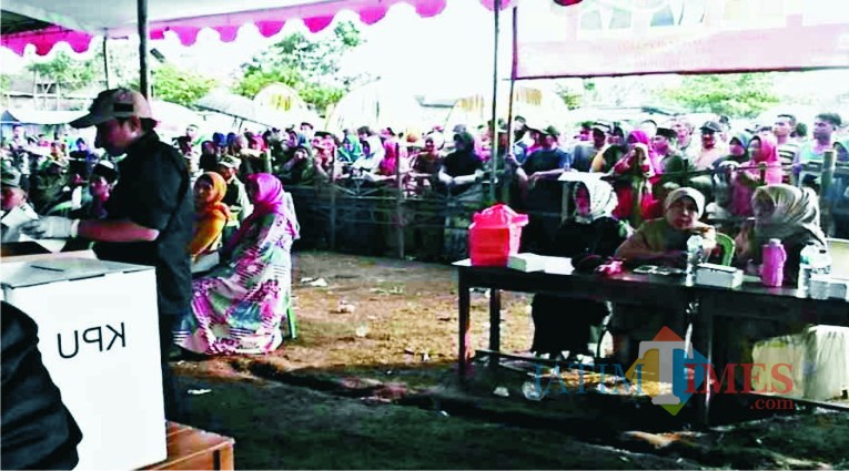Suasana pilkades tahun lalu. Pemkab Malang telah memastikan pilkades 2019 dilakukan tanggal 30 Juni datang (dok Nana)