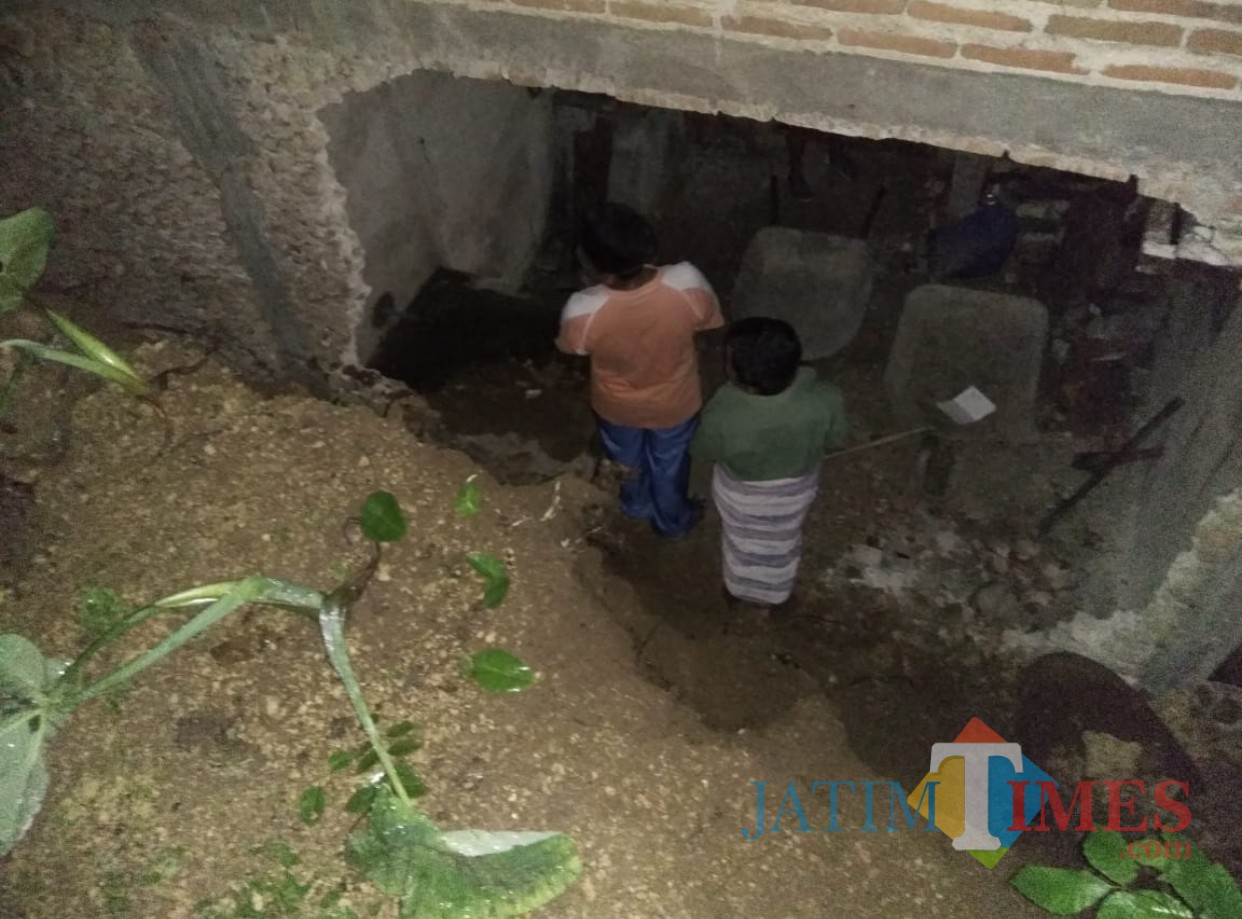 Kondisi pemukiman warga usai diguyur hujan yang berdampak longsor, Kecamatan Tumpang (Foto : PMI Kabupaten Malang for MalangTIMES)
