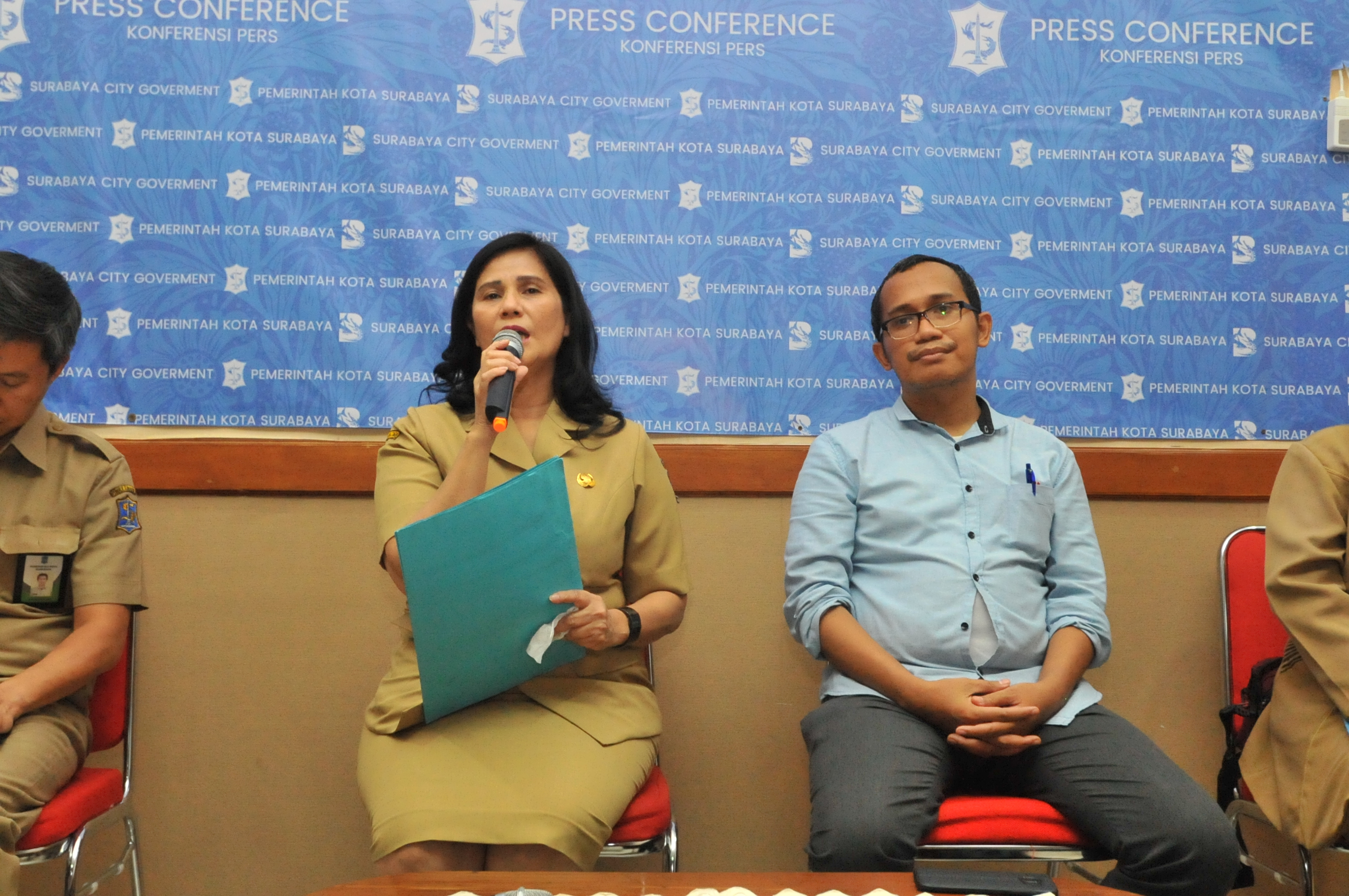 Dinas Kesehatan saat press release masalah flu babi
