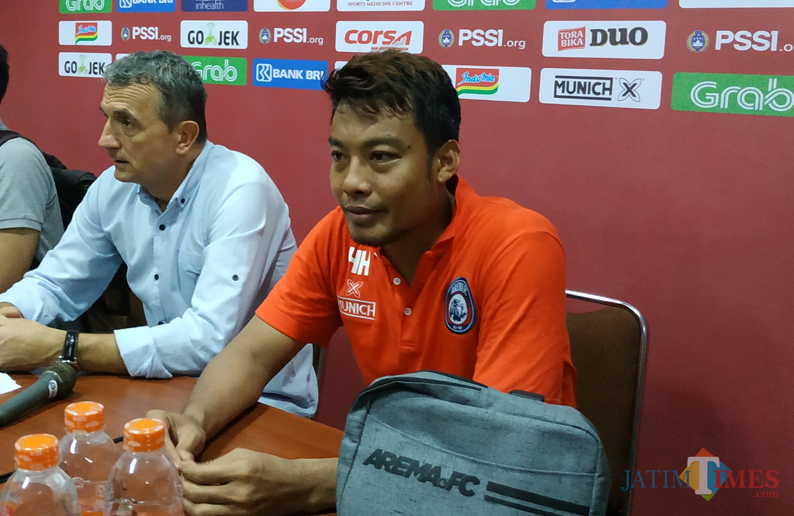 Kapten Arema FC, Hamka Hamzah (Hendra Saputra)