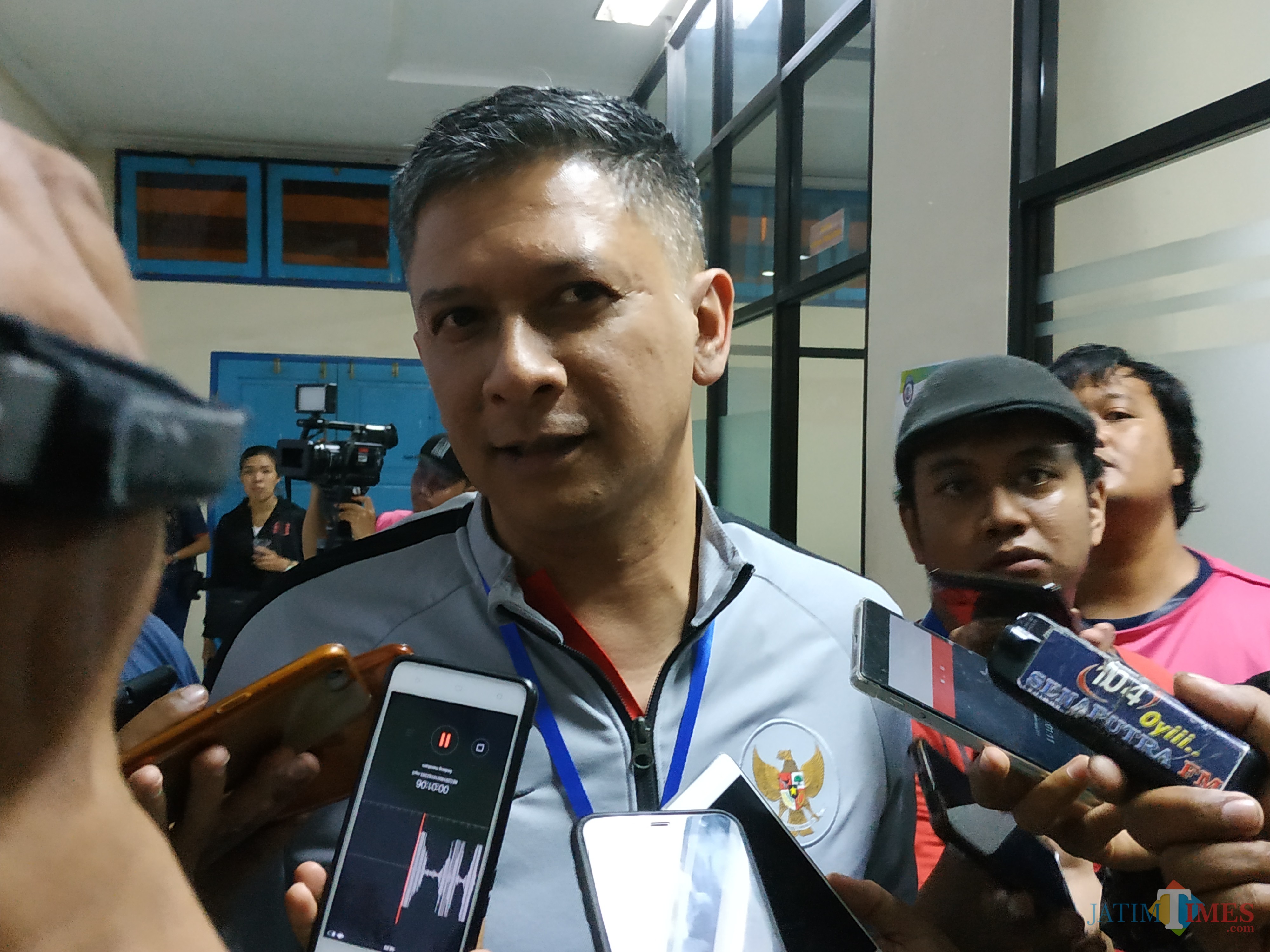 Wakil Ketua Umum PSSI, Iwan Budianto (Hendra Saputra)