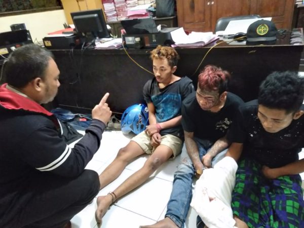 Pelaku yang telah diamankan Polisi (Polsek Sukun)