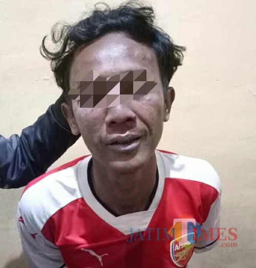 Arianto, tersangka curanmor di Ngantru saat diamankan petugas (Foto : Ali / TulungagungTIMES)