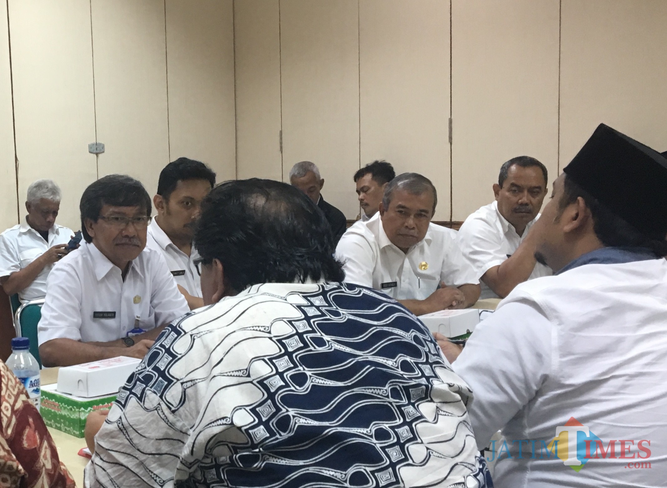 Rapat konsultasi dengan Pemprov Jatim