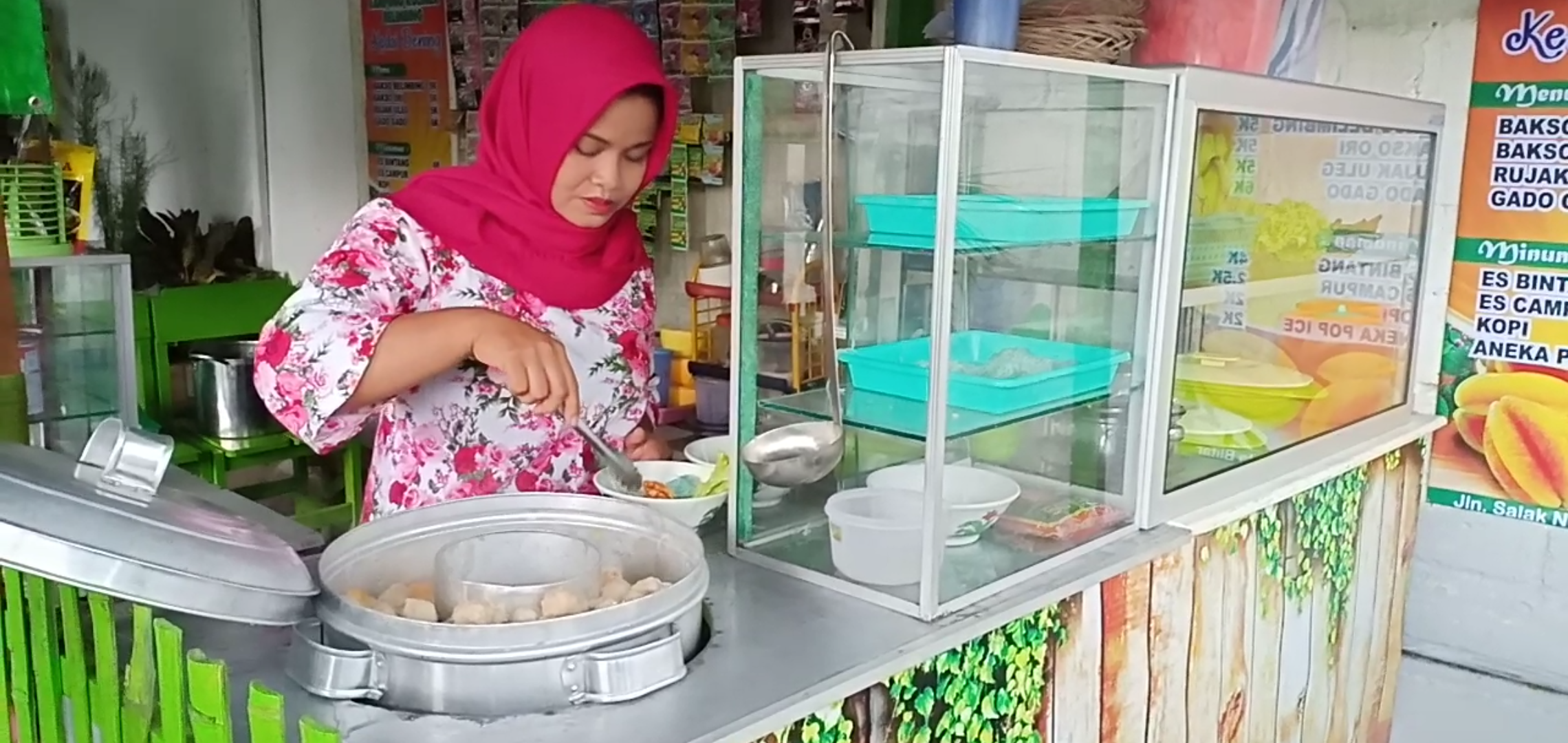 Kedai bakso belimbing di Agro Wisata Belimbing Karangsari.(Ist)