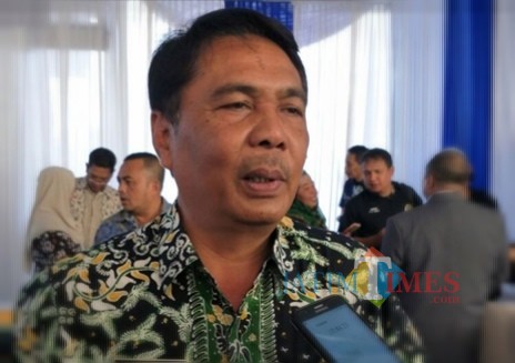 Romdhoni, kepala DPUBM Kabupaten Malang, berkomitmen dalam mewujudkan akses jalan pendukung sektor wisata. (Nana)