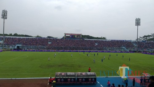 Suasana pertandingan Arema FC melawan Persib Bandung, Jumat (22/2/2019) (Hendra Saputra)