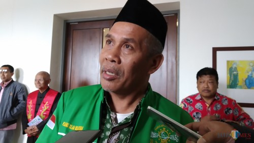 Ketua Tanfidziyah PWNU Jawa Timur KH Marzuki Mustamar. (Pipit Anggraeni/MalangTIMES).