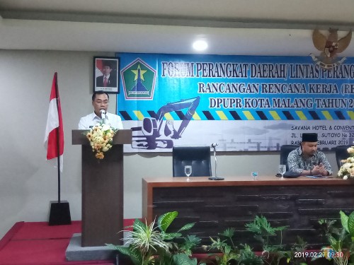 Kepala DPUPR Kota Malang saat memberikan sambutan pada Rancangan Renja 2020 (Anggara Sudiongko/MalangTIMES)
