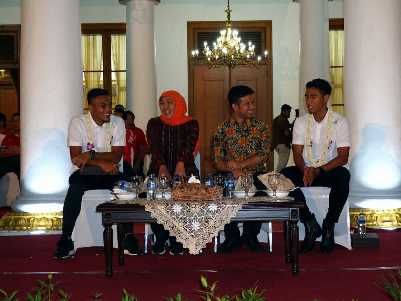 Gubernur ajak Bonek dan Aremania berdamai