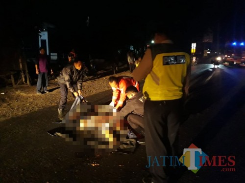 Ilustrasi evakuasi mayat akibat kecelakaan maut, Kecamatan Lawang (Foto : Dokumen MalangTIMES)