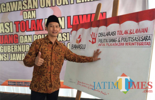 Ketua Panwaslu Kota Batu Abdur Rochman (Foto : Irsya Richa/BatuTIMES)