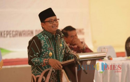 Wali Kota Malang Sutiaji saat membuka salah satu agenda Pemkot Malang. (Foto: Dokumen MalangTIMES)