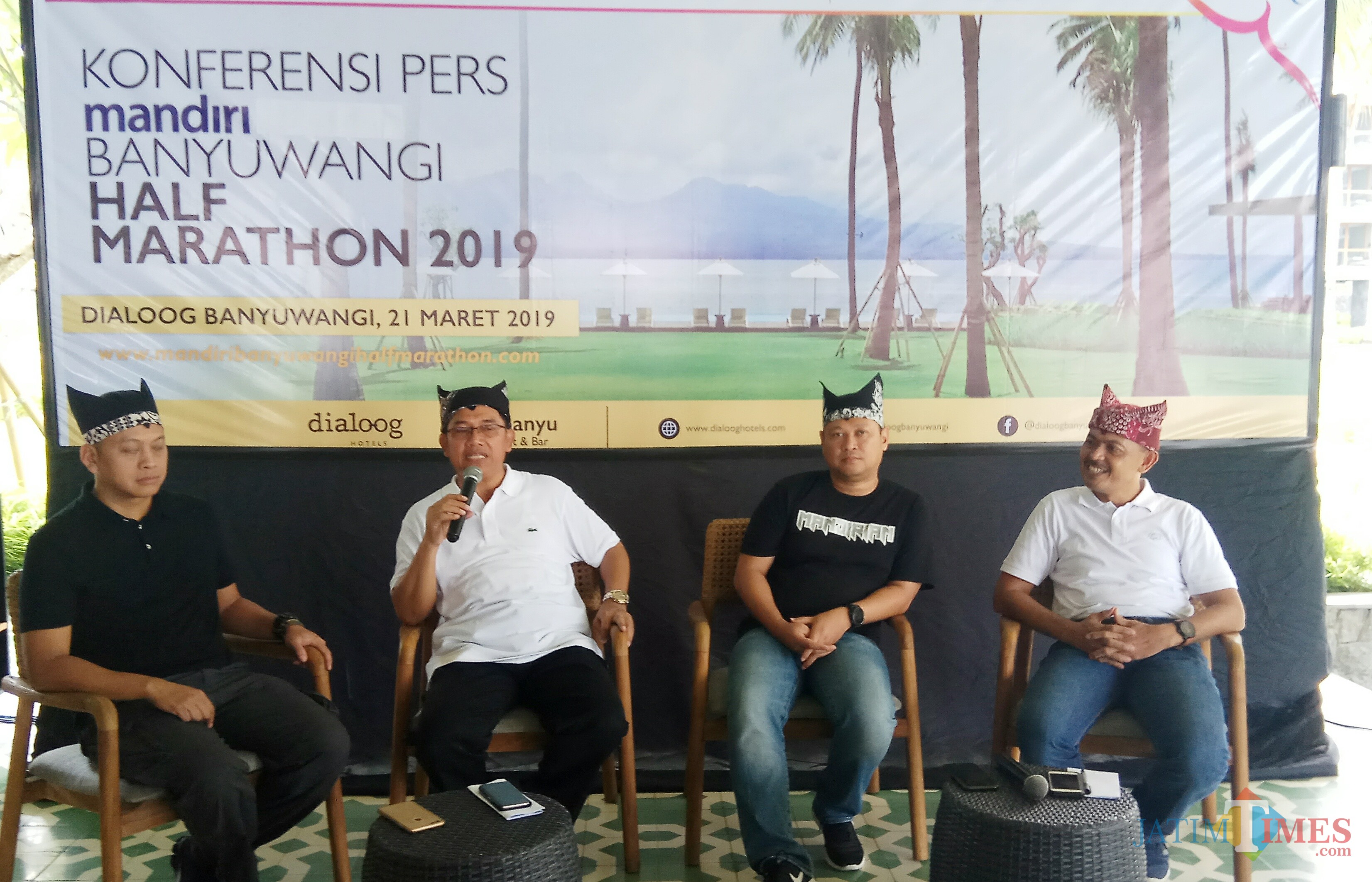 Panitia Banyuwangi Half Marathon memberikan penjelasan terkait ajang lari yang akan digelar pada akhir bulan Maret itu