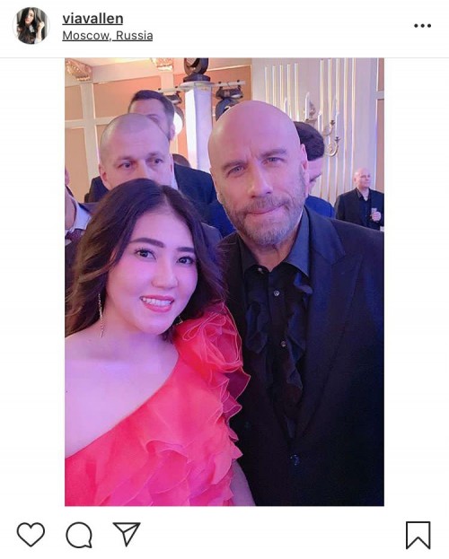 Raih-Penghargaan-dan-Bawa-Dangdut-ke-Luar-Negeri-Ini-Potret-Via-Vallen-di-Rusia5eab1371b284613c4.jpg