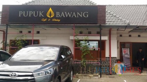 Pupuk Bawang Cafe di Jalan Sudirman nomor 116 Kota Batu merupakan salah satu cafe yang ikut Campaign #byesedotanplastik sejak beberapa bulan lalu (Foto : Yogi Iqbal/MalangTIMES)
